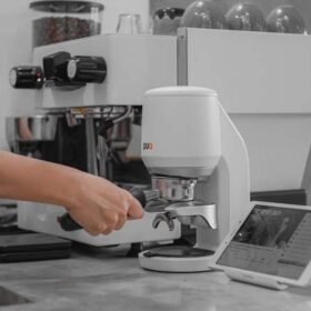 Puqpress Q1 – Automatic Coffee Tamper